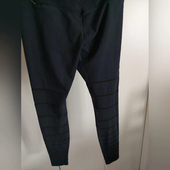 Nike Women's Mesh stripe Full length Compression leggings black size Large - Picture 6 of 6